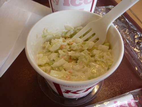 ケンタッキーフライドチキンがポテト販売を一時休止、米西海岸の港湾労使交渉長期化が影響