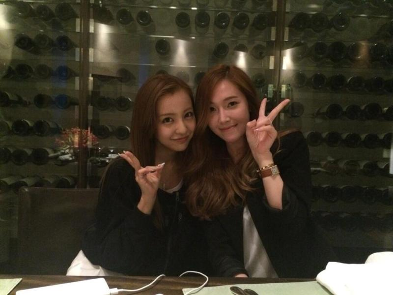 【画像】有名人のツーショット写真を貼るトピ