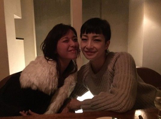 【画像】有名人のツーショット写真を貼るトピ