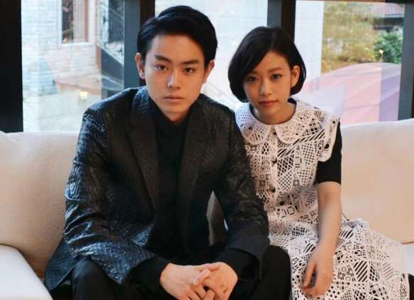 【画像】有名人のツーショット写真を貼るトピ