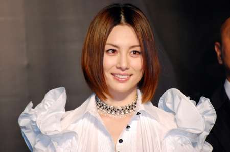 橋本環奈が何回否定してもダメ…囁かれる他メンバーとの不仲説