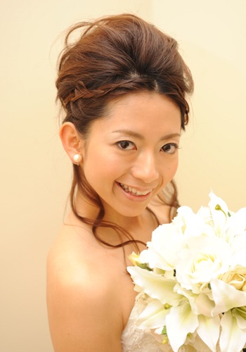 【結婚式】どういう髪型にしましたか？