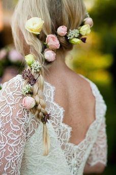 【結婚式】どういう髪型にしましたか？