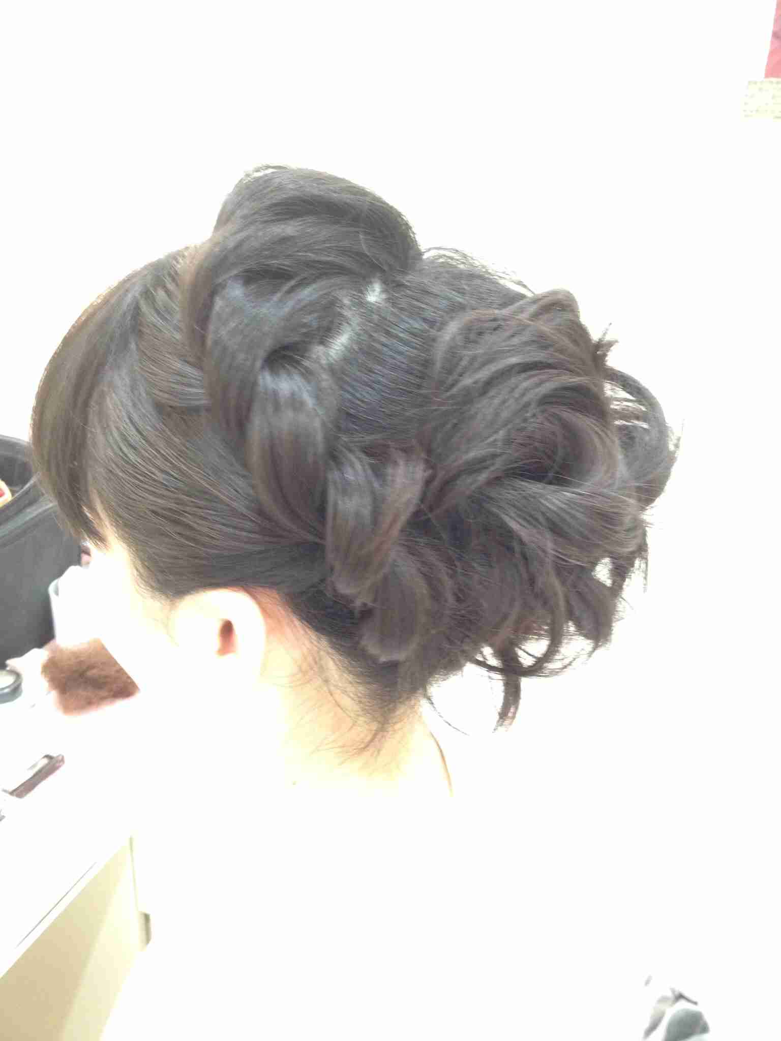 【結婚式】どういう髪型にしましたか？