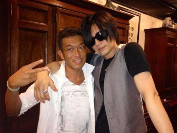 急げ、GACKTの2015年カレンダーが無料！あまりにシュールと話題に