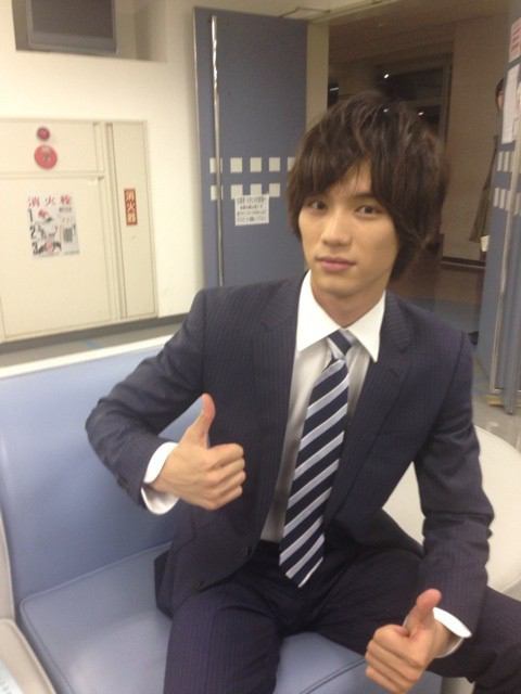 無料ダウンロード スーツ もっこり 画像 あなたに最適な公開画像