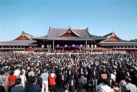皆さんは何かの宗教に入っていますか?