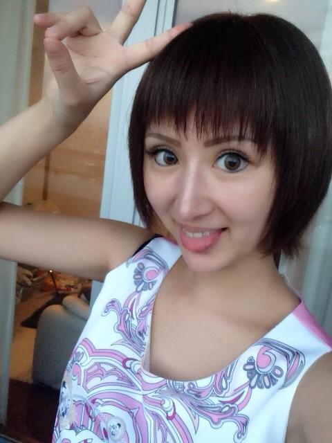 元AV女優・七瀬リナ「年末年始も働く奴は悲しいねww ほんまのボッチやろww」とツイート→批判の声