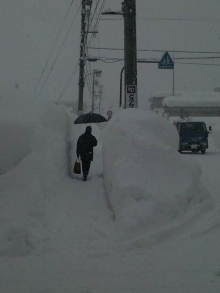 雪国の人！授業はスキー？スケート？