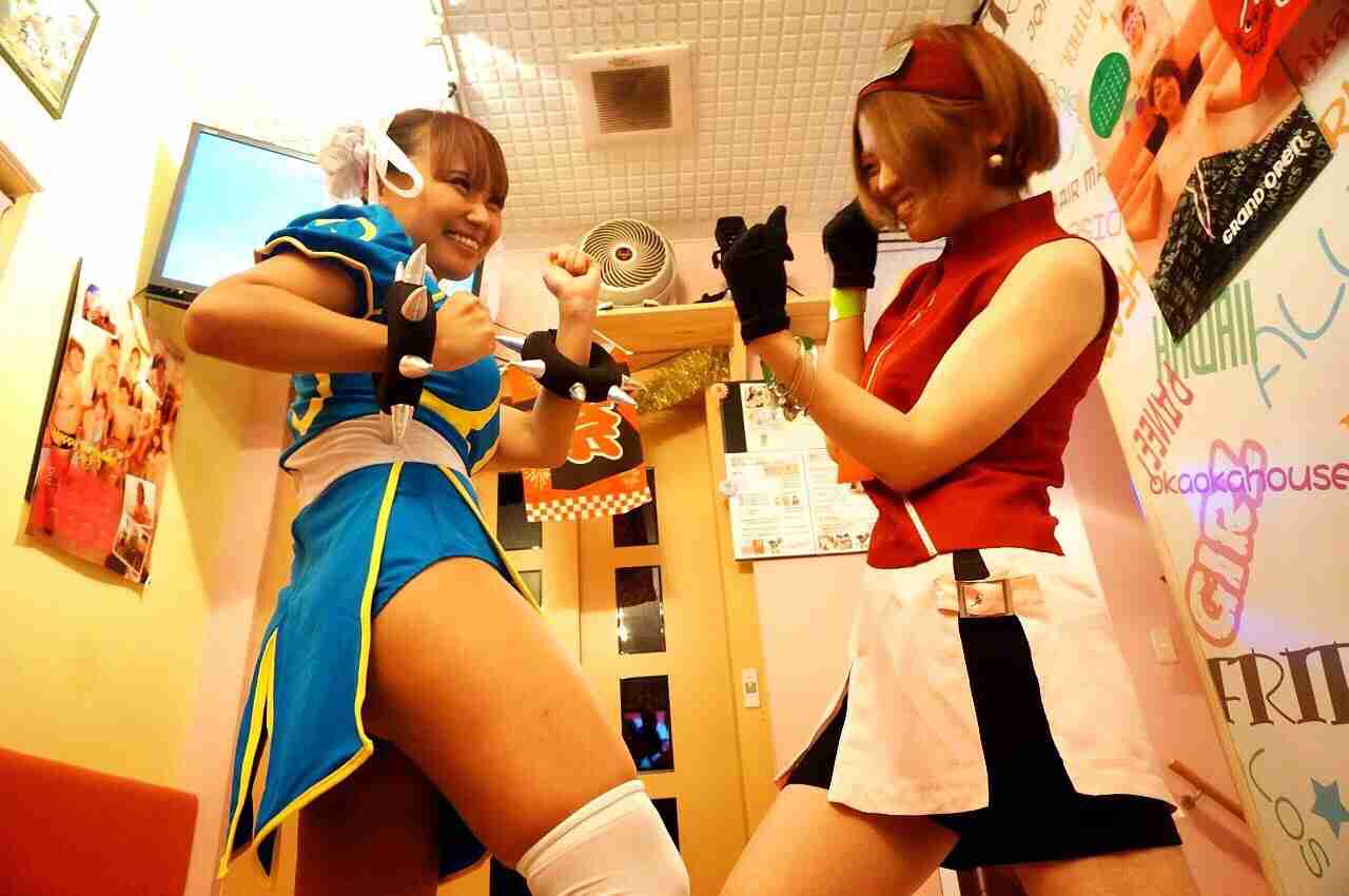 佐藤かよがセクシーな春麗コス、ブログやInstagramの写真に反響。