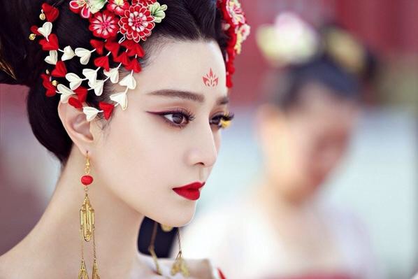 美女の画像が不思議とあつまってくるトピ