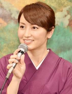 年齢よりも若く見える芸能人 または老けて見える芸能人は？