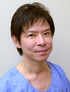 年齢よりも若く見える芸能人 または老けて見える芸能人は？