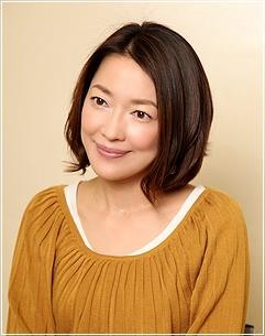 年齢よりも若く見える芸能人 または老けて見える芸能人は？