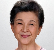年齢よりも若く見える芸能人 または老けて見える芸能人は？