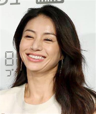 「スッキリ!!」に出演した平子理沙さんの顔が変わったとネットで話題に。