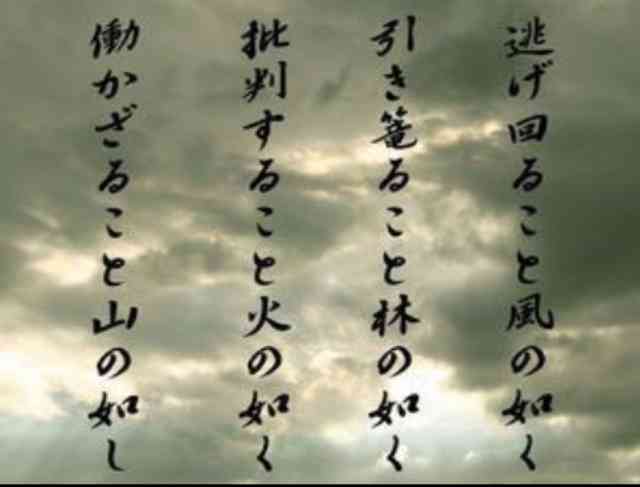 ( ̄▽ ̄)ニヤリとする画像ください