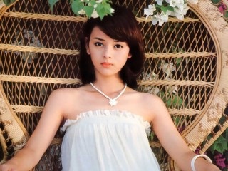 濃い顔の美人さんを貼っていくトピ