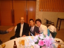 スザンヌ離婚　背景に夫・斉藤和巳と女子プロゴルファー上田桃子との「不倫」