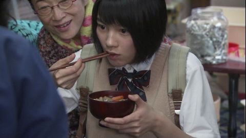ベッキー&能年玲奈のホワイトデート2ショットが話題「意外な2人」「新鮮」