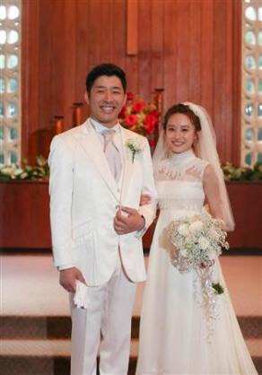 芸能人のウエディングドレス姿を貼っていこう