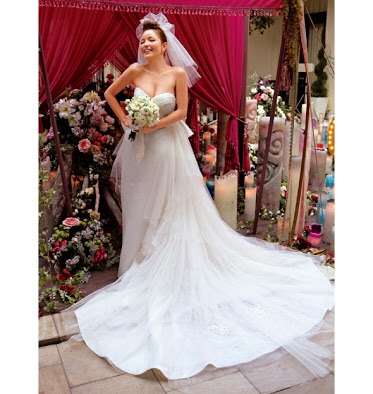 芸能人のウエディングドレス姿を貼っていこう