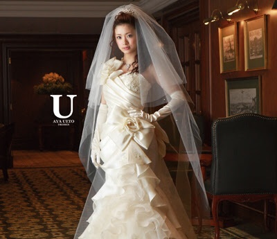 芸能人のウエディングドレス姿を貼っていこう