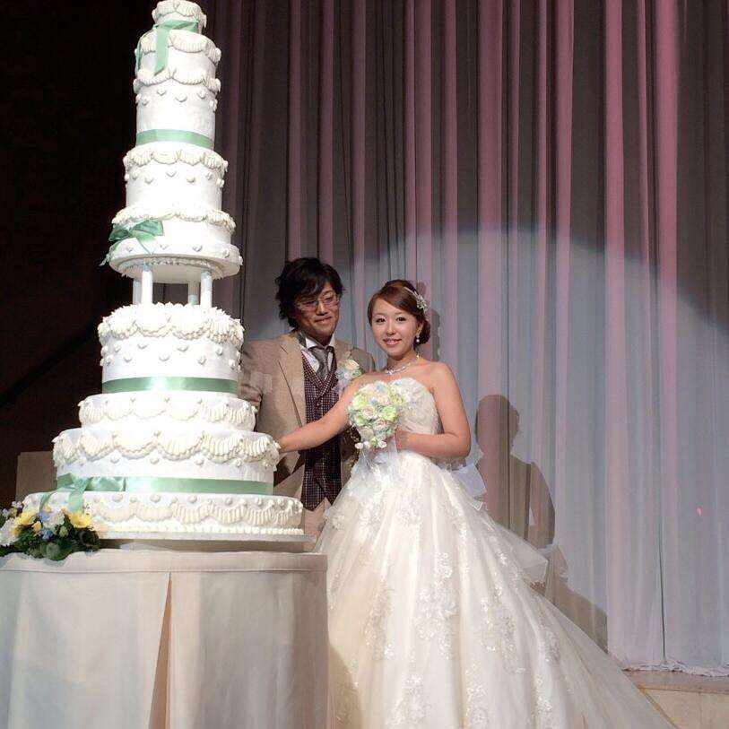 芸能人のウエディングドレス姿を貼っていこう