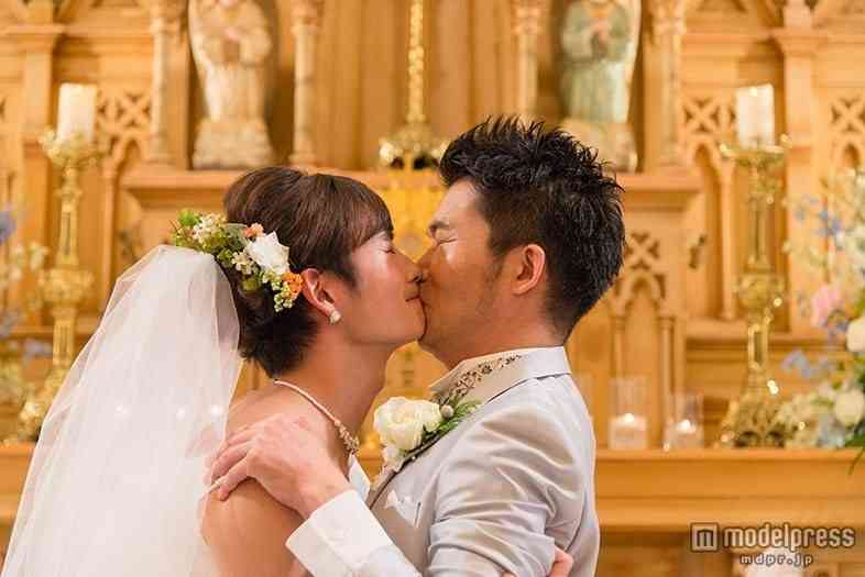 芸能人のウエディングドレス姿を貼っていこう