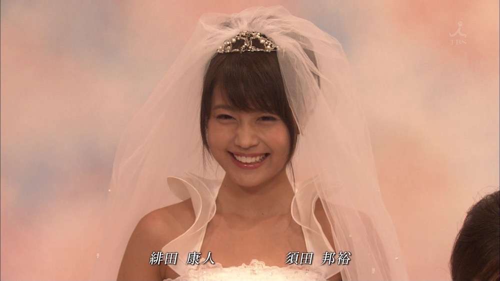 芸能人のウエディングドレス姿を貼っていこう