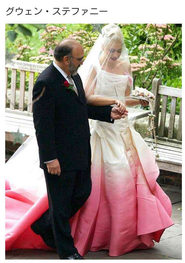 芸能人のウエディングドレス姿を貼っていこう