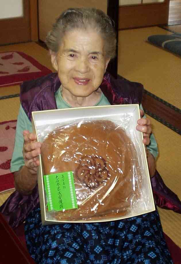 郷土料理・銘菓を紹介するトピ
