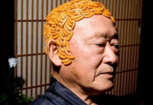 シュールな画像ください。