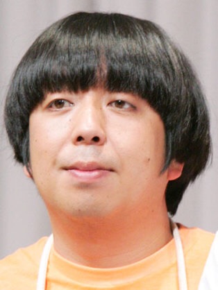 あなたのお母さんは誰に似てますか？