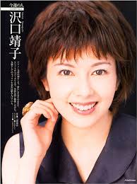 あなたのお母さんは誰に似てますか？