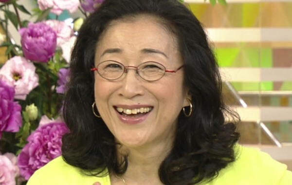 あなたのお母さんは誰に似てますか？