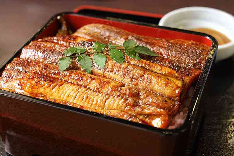 何を食べてる時が幸せですか?