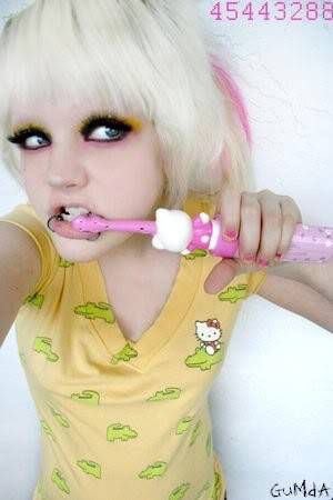 佐々木希も絶賛の美貌!“リアルバービー”と呼ばれるアメリカ人美女、ダコタ・ローズ、バラエティー初出演で流暢な日本語披露