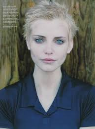 レーザーによりブルーの瞳を手に入れる!?米国でもすでに実験段階。