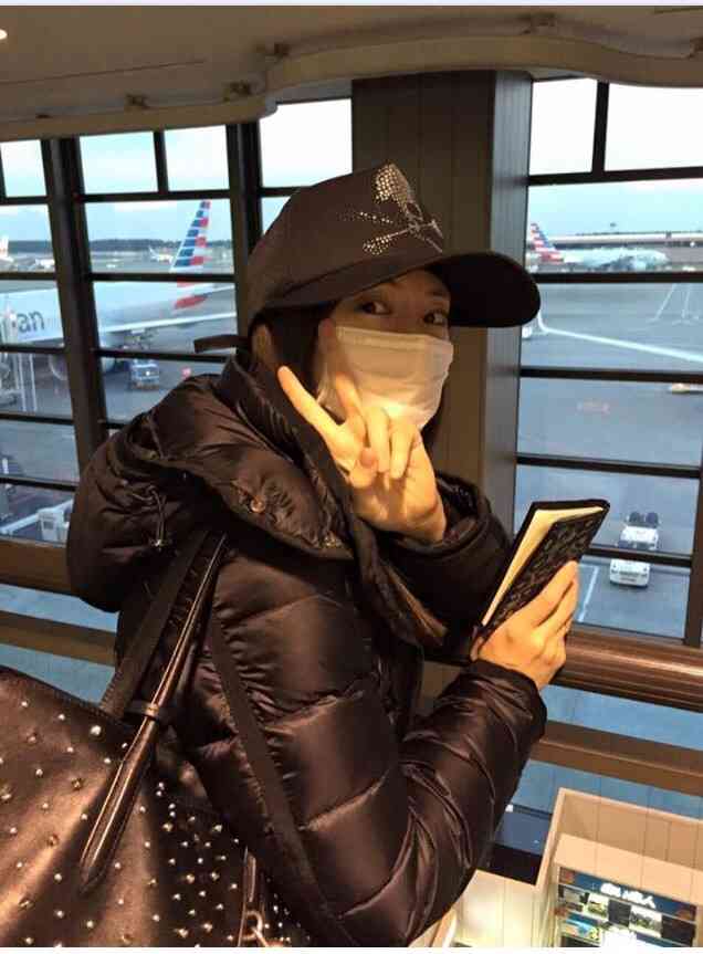 北川景子とDAIGO、六本木の書店でハグをしまくり首筋にキス