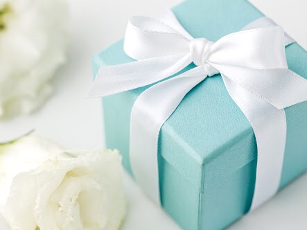 婚約指輪どこで買いましたか？
