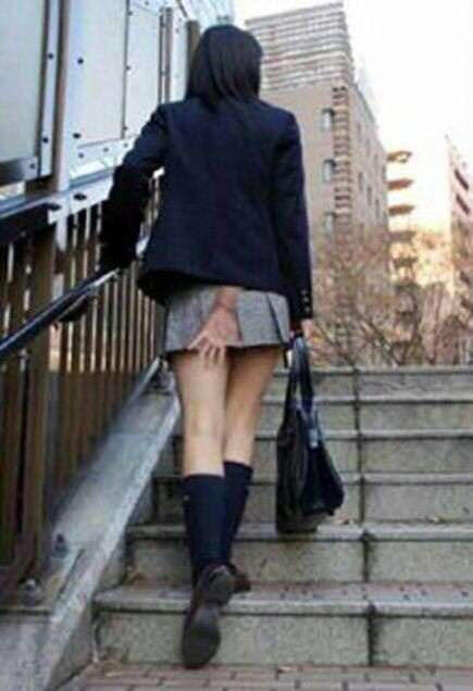 心霊写真みたいに見える画像