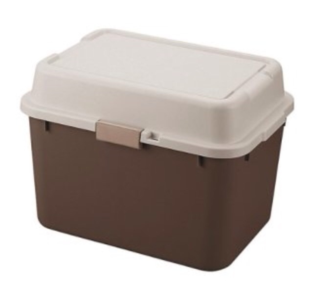 賃貸のベランダにゴミ袋(またはゴミ箱)を置きますか？