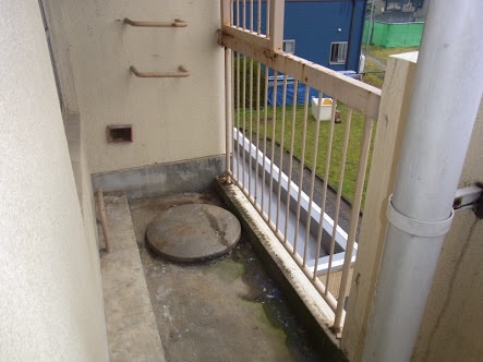 賃貸のベランダにゴミ袋 またはゴミ箱 を置きますか ガールズちゃんねる Girls Channel