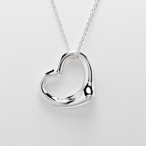 これを・この人を知っていたら、おばさん認定⁉︎