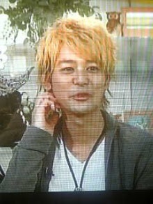 金髪が似合わない有名人