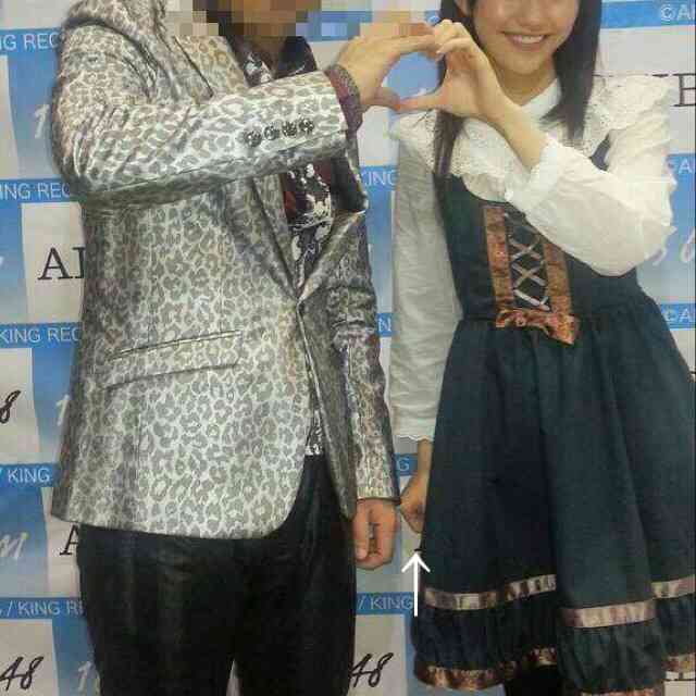 AKB48島崎遥香の写メ会がひどすぎる！小嶋陽菜との落差がすごいと話題