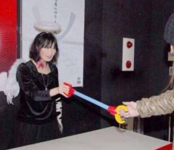 AKB48島崎遥香の写メ会がひどすぎる！小嶋陽菜との落差がすごいと話題