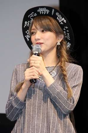 元モーニング娘。吉澤ひとみさんが誰だかわからない、整形かとネットで話題に