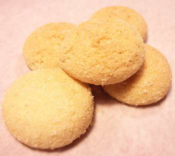 おすすめのナッツ類お菓子はなんですか？